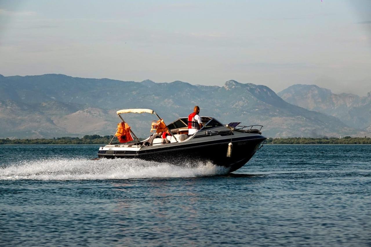 Lake Shkodra_Boat